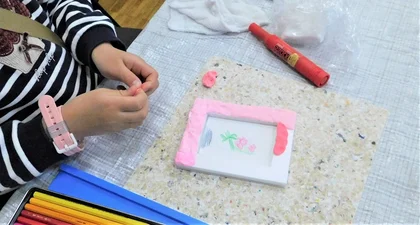 びじゅつかん大作戦「ミニフレームをつくろう」_メイン画像